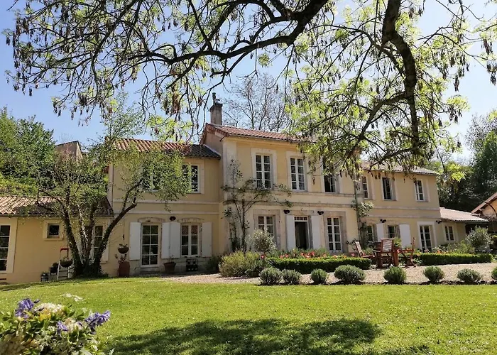 Le Domaine Des Platanes
