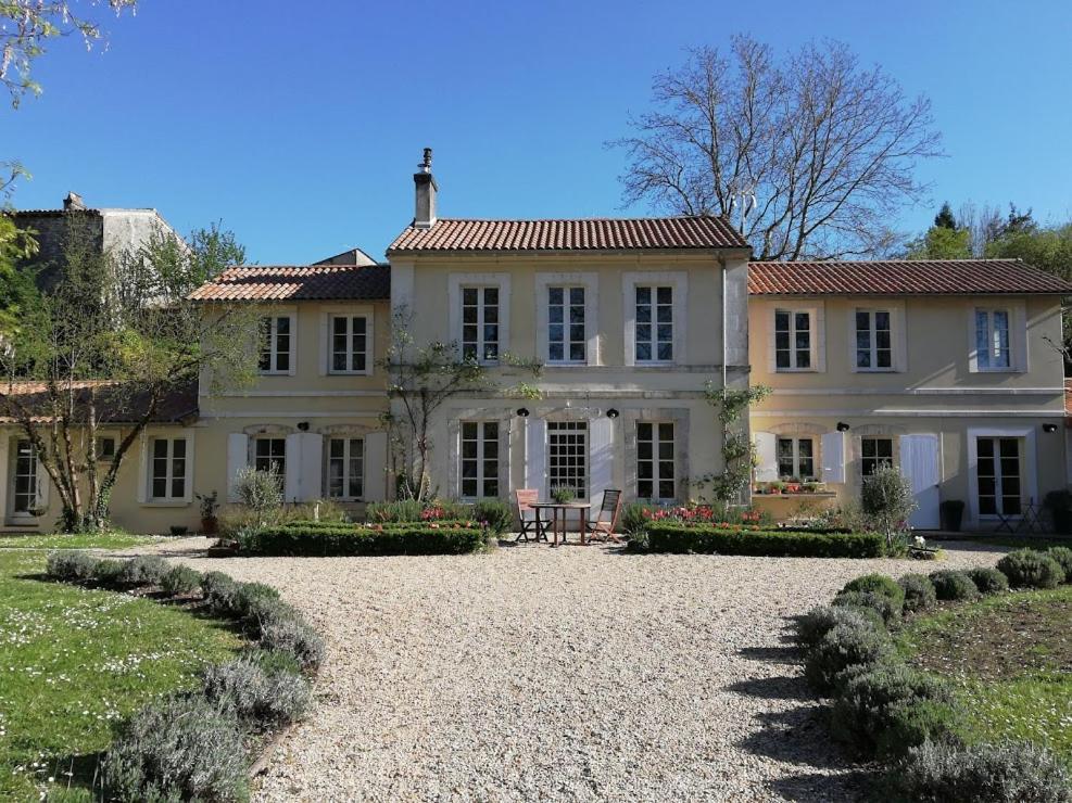 Le Domaine Des Platanes