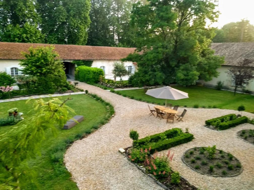Le Domaine Des Platanes * Bourg-Charente